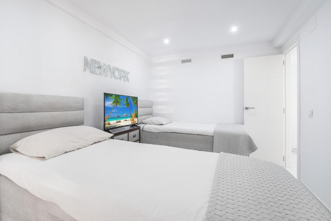 Copacabana Deluxe 1-A Levante Beach Benidorm Kültér fotó